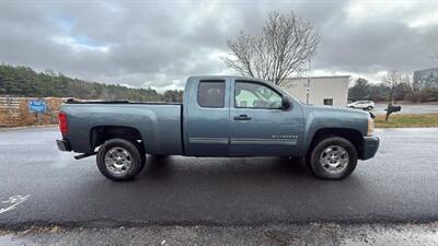 2010 Chevrolet Silverado 1500 LT Pickup 4D 8 ft   - Photo 3 - Manassas, VA 20109