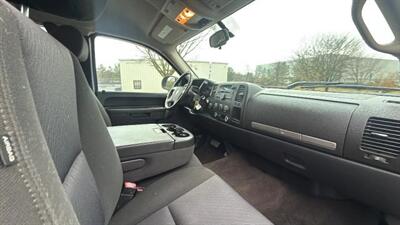 2010 Chevrolet Silverado 1500 LT Pickup 4D 8 ft   - Photo 41 - Manassas, VA 20109
