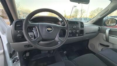 2011 Chevrolet Silverado 2500 Work Truck Pickup 2D 8 ft   - Photo 24 - Manassas, VA 20109
