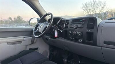 2011 Chevrolet Silverado 2500 Work Truck Pickup 2D 8 ft   - Photo 35 - Manassas, VA 20109