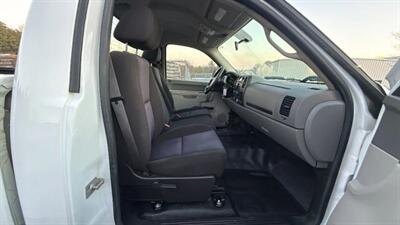 2011 Chevrolet Silverado 2500 Work Truck Pickup 2D 8 ft   - Photo 32 - Manassas, VA 20109