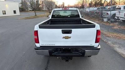2011 Chevrolet Silverado 2500 Work Truck Pickup 2D 8 ft   - Photo 6 - Manassas, VA 20109