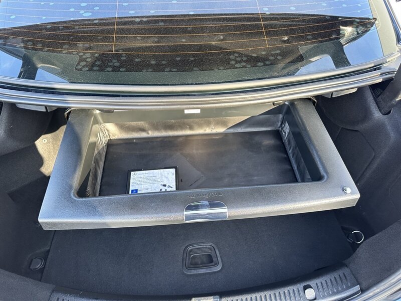 2017 Mercedes-Benz E 300 - Photo 52 - Indianapolis, IN 46234