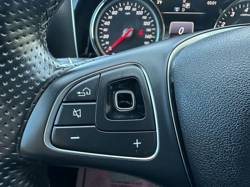 2017 Mercedes-Benz E 300 - Photo 27 - Indianapolis, IN 46234