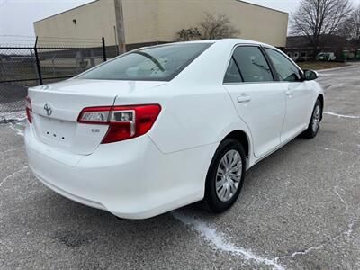 2014 Toyota Camry LE - Photo 4 - Indianapolis, IN 46234