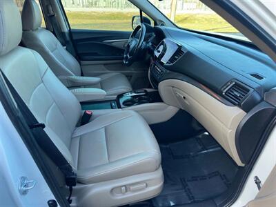 2022 Honda Pilot EX-L   - Photo 16 - Indianapolis, IN 46234