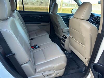 2022 Honda Pilot EX-L   - Photo 15 - Indianapolis, IN 46234
