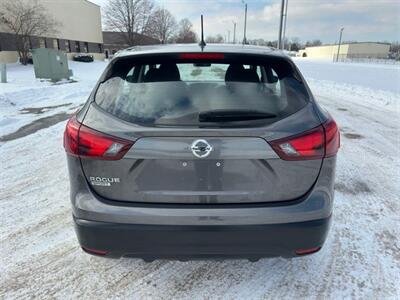 2018 Nissan Rogue Sport S   - Photo 5 - Indianapolis, IN 46234