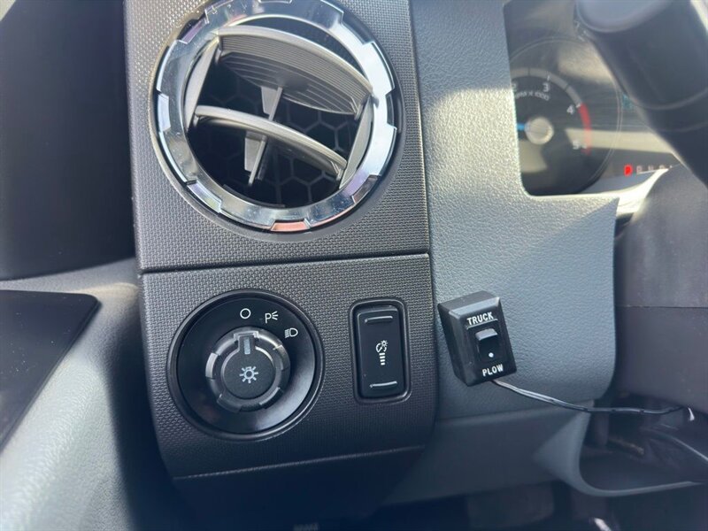 2012 Ford F-250 XLT - Photo 19 - Indianapolis, IN 46234