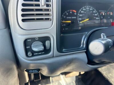 1995 Chevrolet W/T   - Photo 10 - Indianapolis, IN 46234