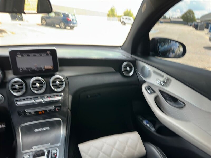 2019 Mercedes-Benz GLC GLC 63 AMG® 4MATIC® - Photo 10 - Indianapolis, IN 46234