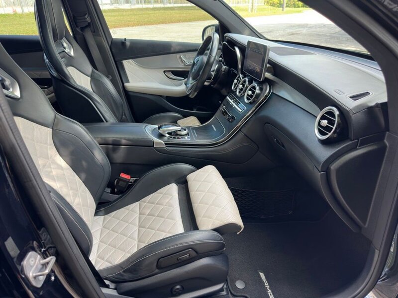 2019 Mercedes-Benz GLC GLC 63 AMG® 4MATIC® - Photo 19 - Indianapolis, IN 46234