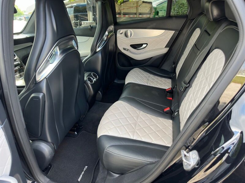 2019 Mercedes-Benz GLC GLC 63 AMG® 4MATIC® - Photo 14 - Indianapolis, IN 46234