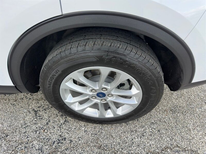2021 Ford Escape Hybrid SE - Photo 40 - Indianapolis, IN 46234