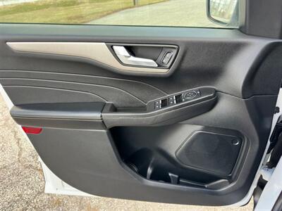 2021 Ford Escape Hybrid SE - Photo 34 - Indianapolis, IN 46234