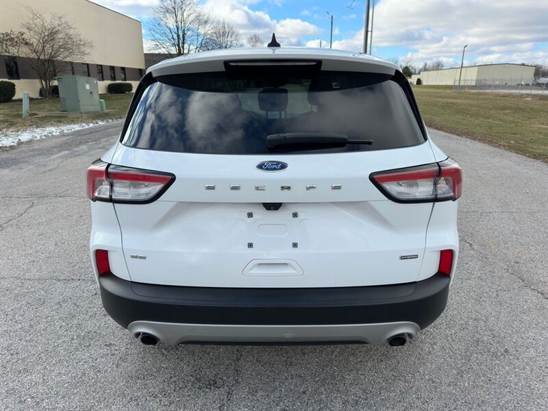 2021 Ford Escape Hybrid SE - Photo 7 - Indianapolis, IN 46234