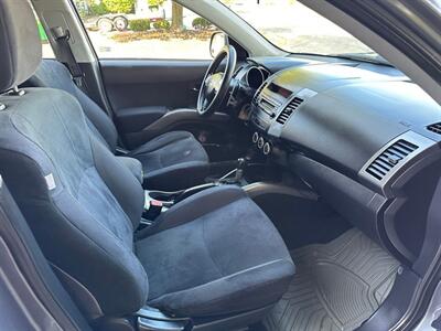 2007 Mitsubishi Outlander XLS - Photo 18 - Indianapolis, IN 46234