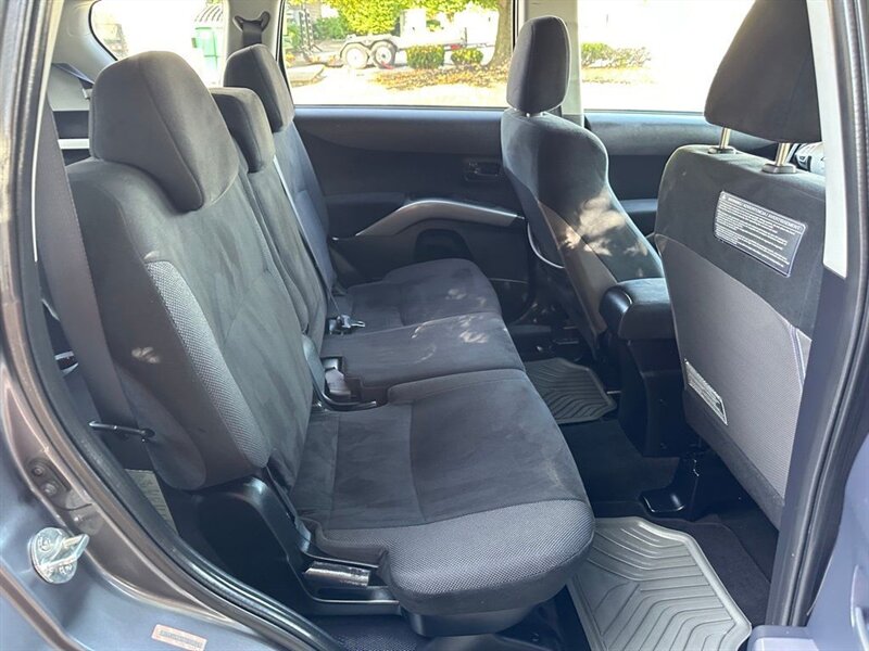 2007 Mitsubishi Outlander XLS - Photo 17 - Indianapolis, IN 46234