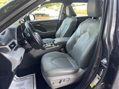 2022 Toyota Highlander Platinum   - Photo 11 - Indianapolis, IN 46234