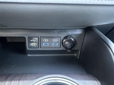 2022 Toyota Highlander Platinum   - Photo 39 - Indianapolis, IN 46234