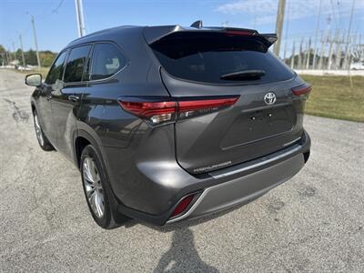 2022 Toyota Highlander Platinum   - Photo 6 - Indianapolis, IN 46234