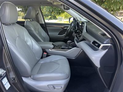 2022 Toyota Highlander Platinum   - Photo 19 - Indianapolis, IN 46234