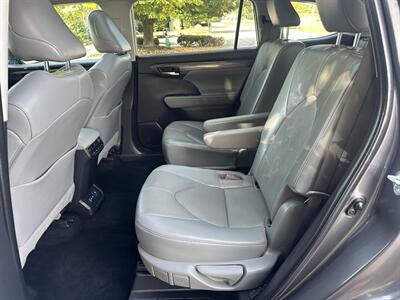 2022 Toyota Highlander Platinum   - Photo 13 - Indianapolis, IN 46234