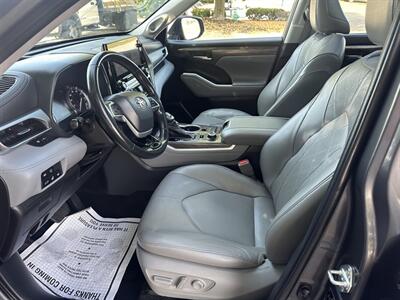 2022 Toyota Highlander Platinum   - Photo 10 - Indianapolis, IN 46234