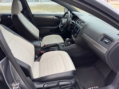 2016 Volkswagen Jetta 1.8T Sport   - Photo 14 - Indianapolis, IN 46234