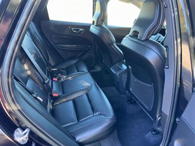 2023 Volvo XC60 B5 Core   - Photo 13 - Indianapolis, IN 46234