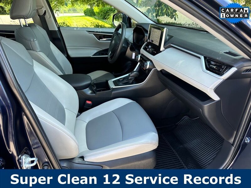 2023 Toyota RAV4 Hybrid XLE Premium - Photo 18 - Indianapolis, IN 46234