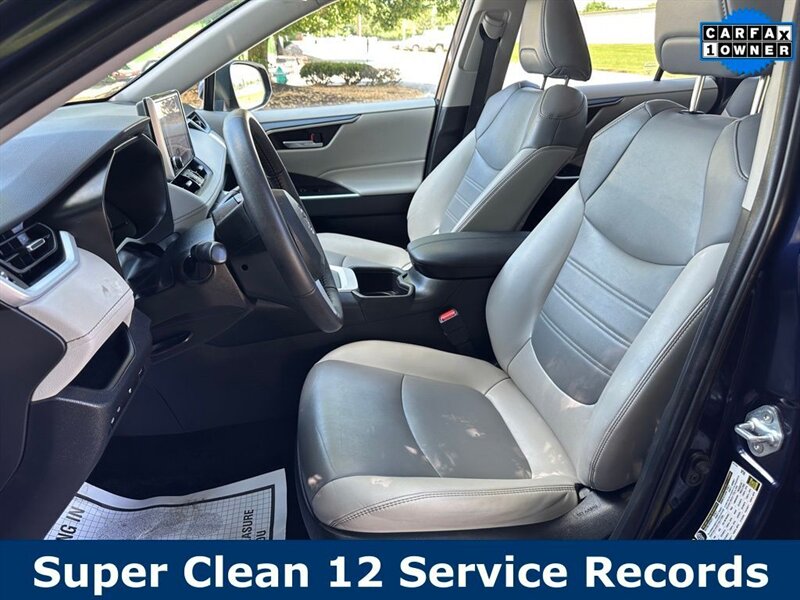 2023 Toyota RAV4 Hybrid XLE Premium - Photo 12 - Indianapolis, IN 46234