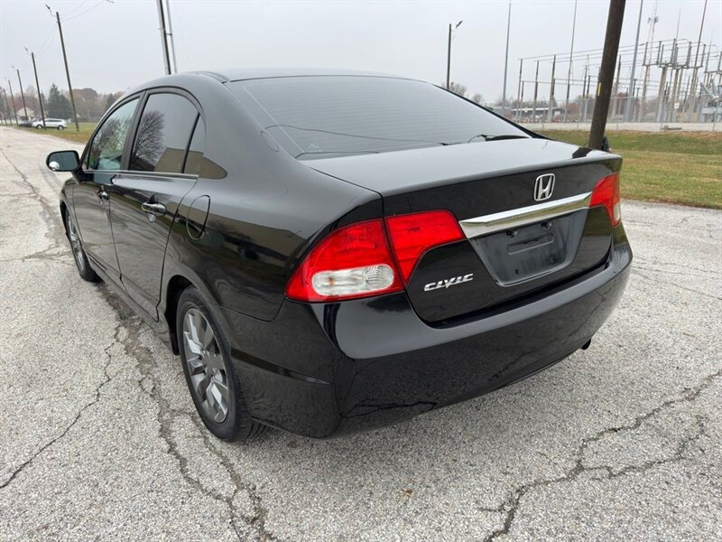 2011 Honda Civic EX - Photo 6 - Indianapolis, IN 46234