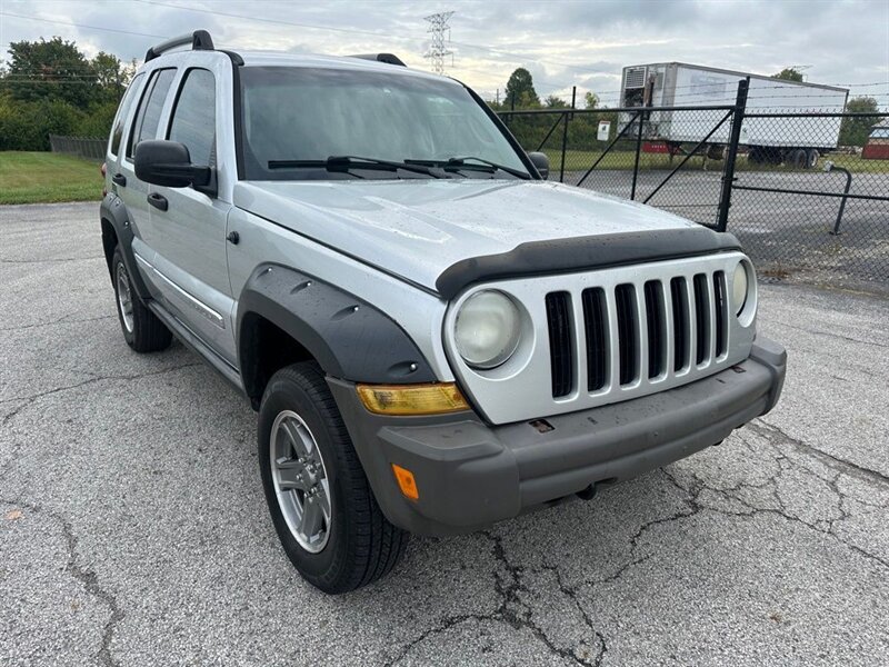 2005 Jeep Liberty Renegade - Photo 3 - Indianapolis, IN 46234