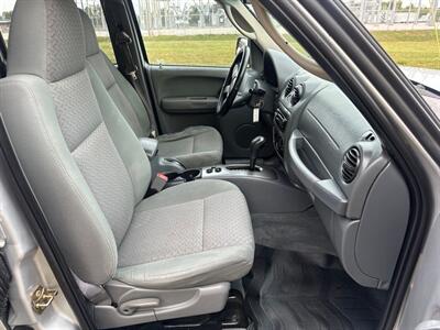 2005 Jeep Liberty Renegade - Photo 13 - Indianapolis, IN 46234
