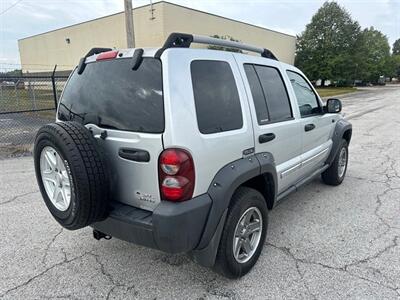 2005 Jeep Liberty Renegade - Photo 4 - Indianapolis, IN 46234
