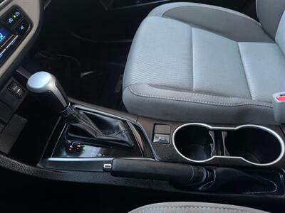2017 Toyota Corolla LE   - Photo 27 - Indianapolis, IN 46234
