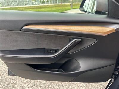 2021 Tesla Model 3 Standard Range Plus   - Photo 40 - Indianapolis, IN 46234