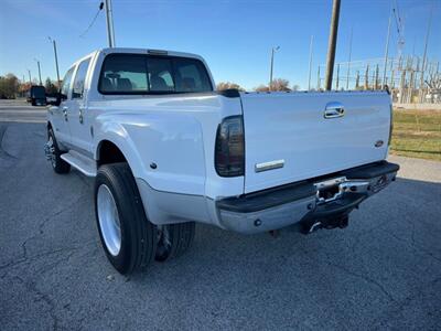 2005 Ford F-350 Lariat DRW   - Photo 6 - Indianapolis, IN 46234