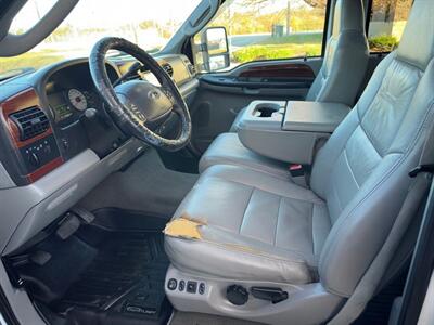 2005 Ford F-350 Lariat DRW   - Photo 10 - Indianapolis, IN 46234