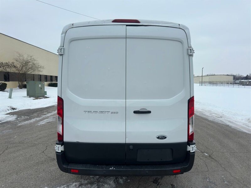 2017 Ford Transit - Photo 5 - Indianapolis, IN 46234