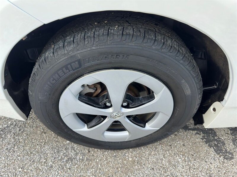 2012 Toyota Prius Four - Photo 40 - Indianapolis, IN 46234