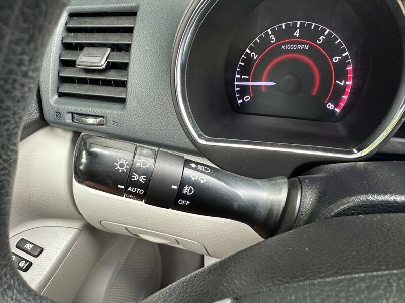 2013 Toyota Highlander Base Plus V6 - Photo 22 - Indianapolis, IN 46234