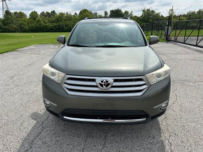 2013 Toyota Highlander Base Plus V6 - Photo 2 - Indianapolis, IN 46234
