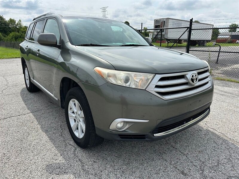 2013 Toyota Highlander Base Plus V6 - Photo 3 - Indianapolis, IN 46234