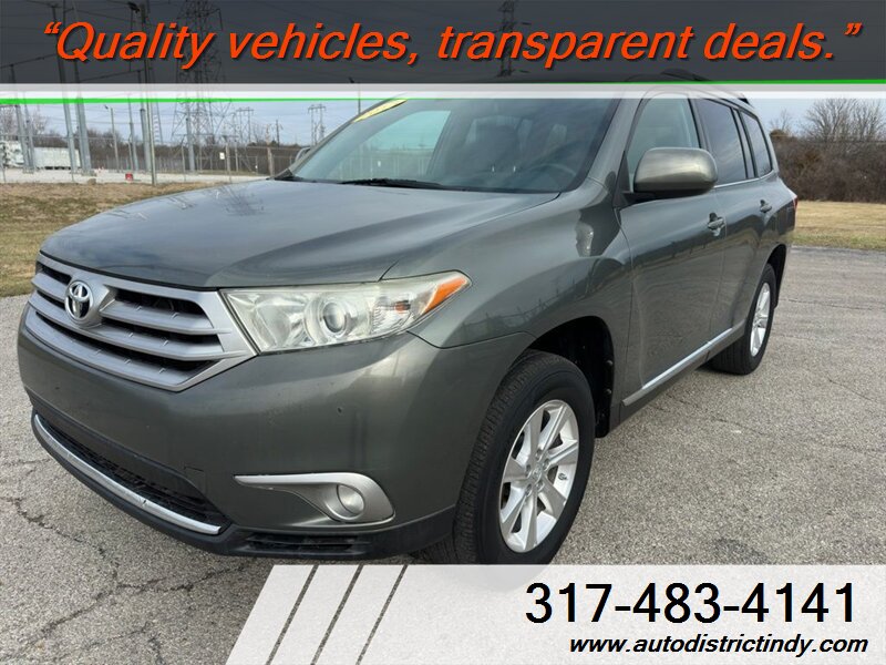 2013 Toyota Highlander Base Plus V6  