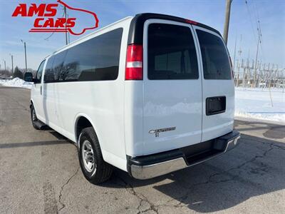 2020 Chevrolet Express LT Passenger   - Photo 6 - Indianapolis, IN 46234