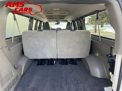 2020 Chevrolet Express LT Passenger   - Photo 13 - Indianapolis, IN 46234