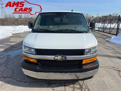 2020 Chevrolet Express LT Passenger   - Photo 2 - Indianapolis, IN 46234
