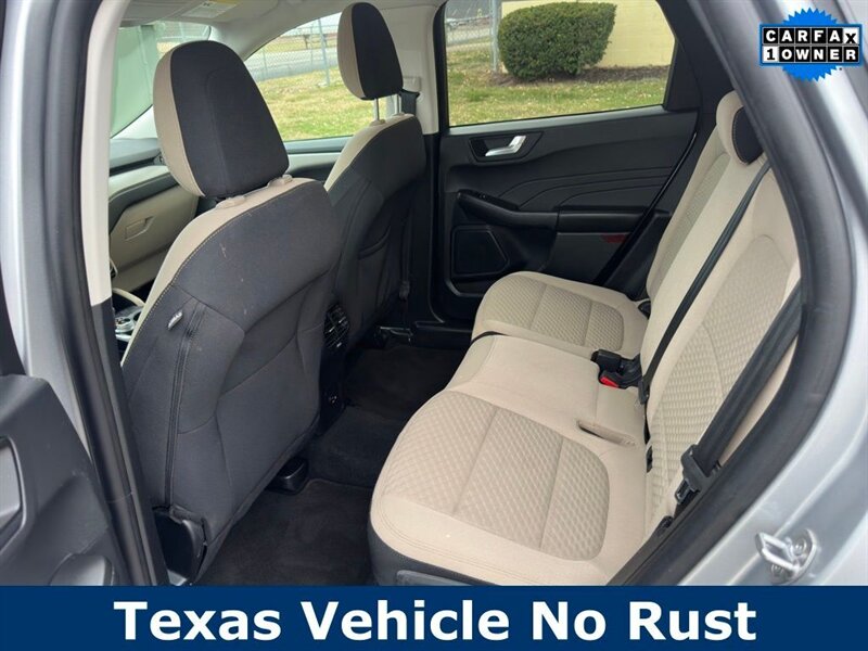 2021 Ford Escape Hybrid SE - Photo 14 - Indianapolis, IN 46234